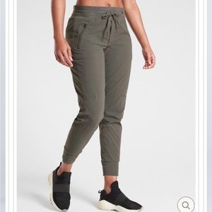 Athleta Trekkie North Jogger Pants